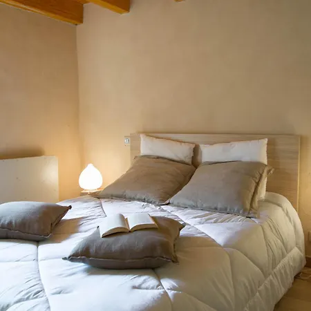 Domaine La Vigne Au Villard Jeune بيت للعطل