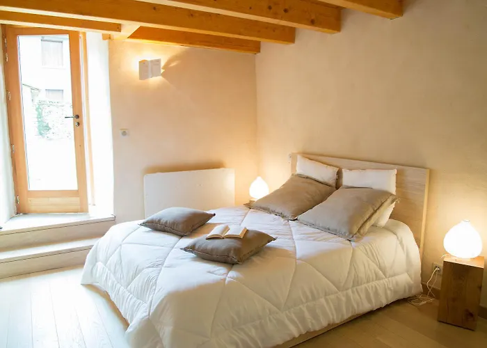Domaine La Vigne Au Villard Jeune * Chanac